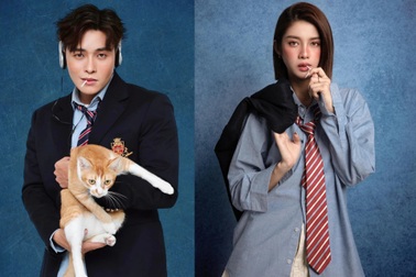 Giới trẻ Việt nhiệt tình "đu trend" chụp ảnh thẻ kiểu Mỹ