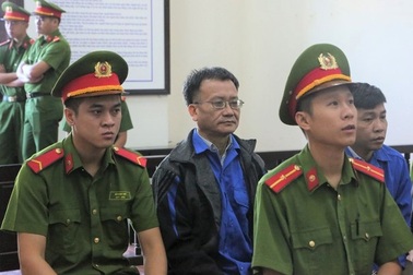 Y án chủ mưu vụ gian lận điểm thi ở Hòa Bình, giảm án tù cho 2 bị cáo