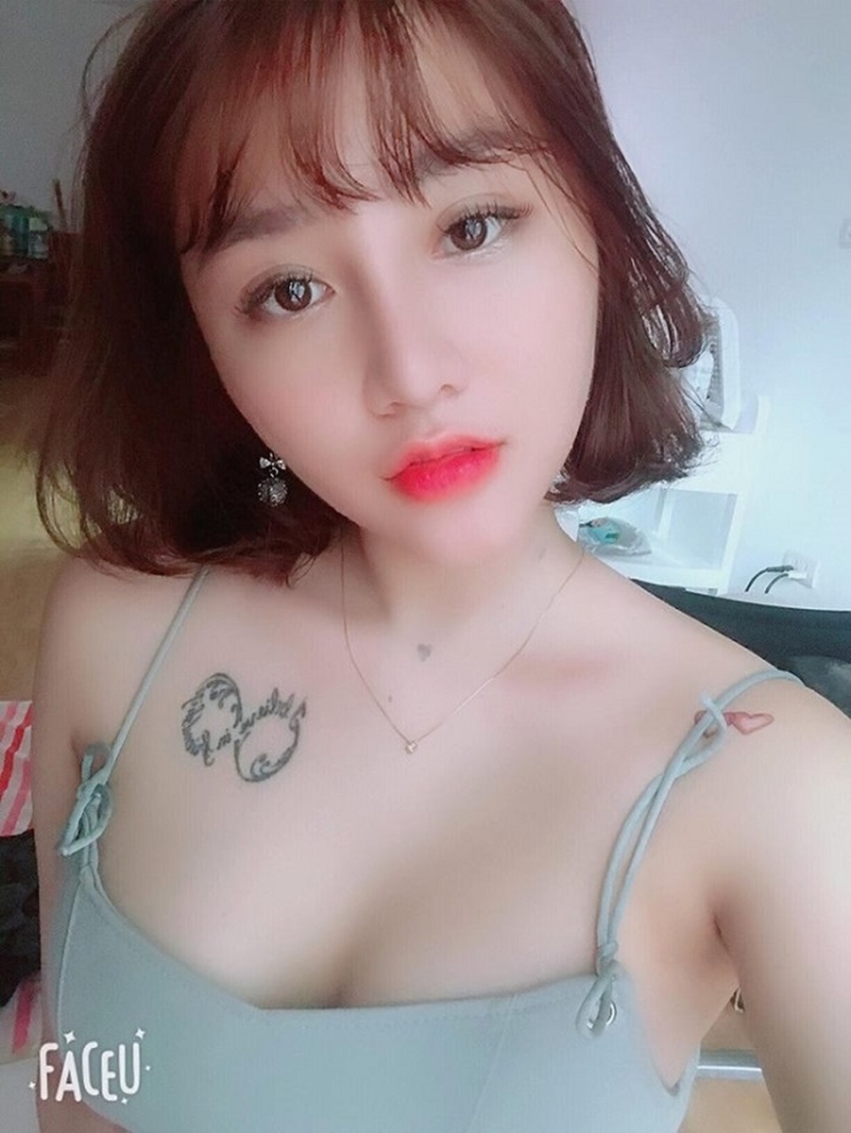 Chuyện xăm mình của thanh nữ An Giang, Sài Gòn: Bạn trai Tây từ sợ đến yêu, thông cảm - 3 Chuyện xăm mình của thanh nữ An Giang, Sài Gòn: Bạn trai Tây từ sợ đến yêu, thông cảm - 3
