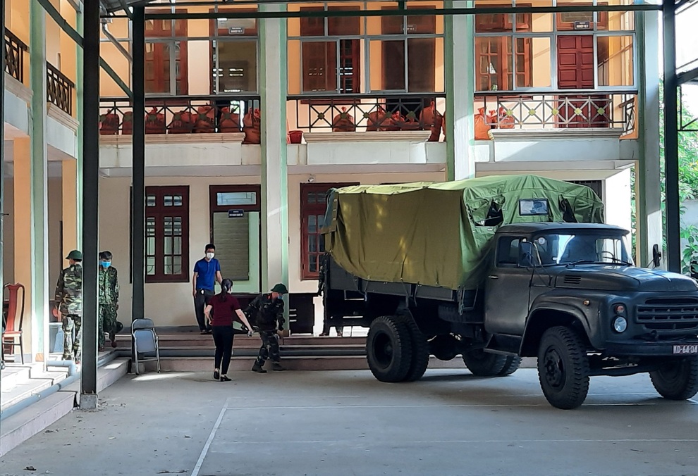 Hà Tĩnh chuẩn bị mặt bằng dựng bệnh viện dã chiến - 4 Hà Tĩnh chuẩn bị mặt bằng dựng bệnh viện dã chiến - 4