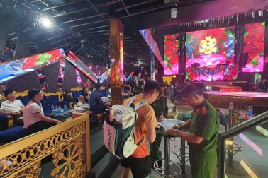 Cảnh sát đột kích quán bar Monaco ở Buôn Ma Thuột