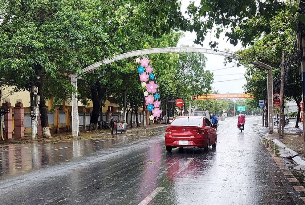 Thái Bình: Dự báo mưa to, biển động mạnh do bão số 2 - 1 Thái Bình: Dự báo mưa to, biển động mạnh do bão số 2 - 1