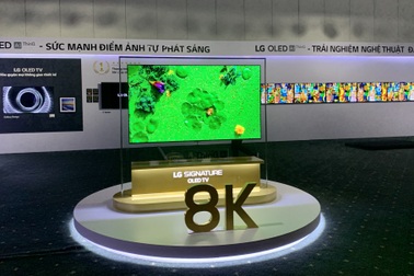 TV OLED 8K đầu tiên trên thế giới về Việt Nam với giá 690 triệu đồng