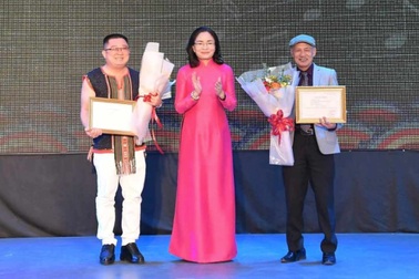 Trao giải cuộc thi sáng tác ca khúc đề tài dân tộc thiểu số