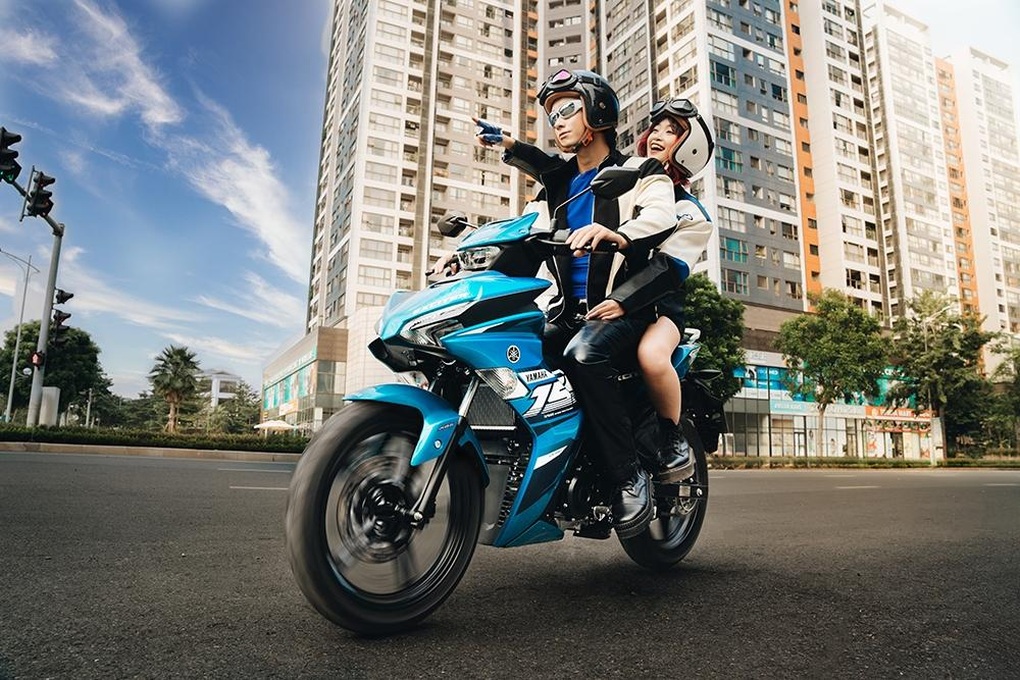 Phượt thủ học cách lên dốc, xuống dốc với xe côn tay - 3 Phượt thủ học cách lên dốc, xuống dốc với xe côn tay - 3