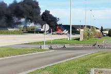 Máy bay chiến đấu F-16 bị thiêu rụi sau vụ nổ ở căn cứ quân sự Bỉ