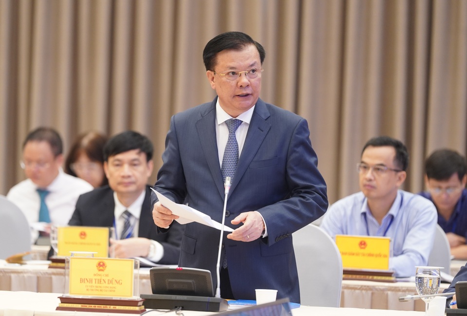 bo trong dinh tien dung.jpg bo truong dinh tien dung.jpg