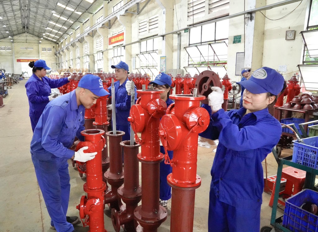 83MEC đưa thiết bị phòng cháy chữa cháy đạt chuẩn vào khu dân cư - 3 83MEC đưa thiết bị phòng cháy chữa cháy đạt chuẩn vào khu dân cư - 3