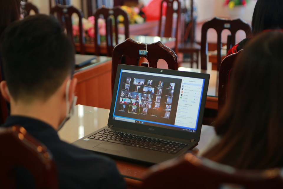 Hà Nội: Các trường triển khai dạy học online, tăng cường khử khuẩn mùa dịch - 3 Hà Nội: Các trường triển khai dạy học online, tăng cường khử khuẩn mùa dịch - 3