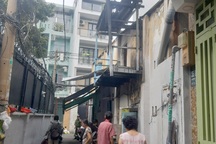 Hai người bị bỏng trong căn nhà bốc cháy ở Sài Gòn