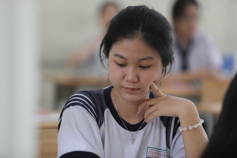 Đổi mới đề thi trước đổi mới dạy học: Rủi ro nếu gặt lúa non - 8 Đổi mới đề thi trước đổi mới dạy học: Rủi ro nếu gặt lúa non - 8