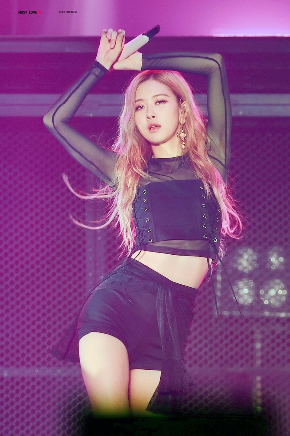Rosé - Đóa hồng xinh đẹp sở hữu vòng eo 48 cm của Blackpink - 16 Rosé - Đóa hồng xinh đẹp sở hữu vòng eo 48 cm của Blackpink - 16