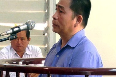 Bắt quả tang vợ ngoại tình, chồng vung dao đâm chết tình địch