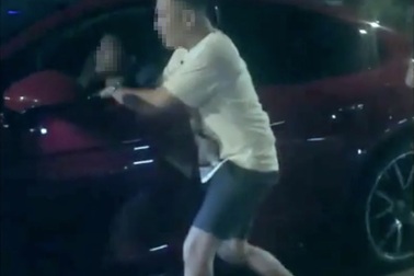 Tài xế ô tô bị phạt 35 triệu đồng vì từ chối đo nồng độ cồn