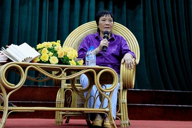 Tiến sĩ Đoàn Hương: "Tình yêu là doping trong cuộc sống nhưng đừng để lại hậu quả"