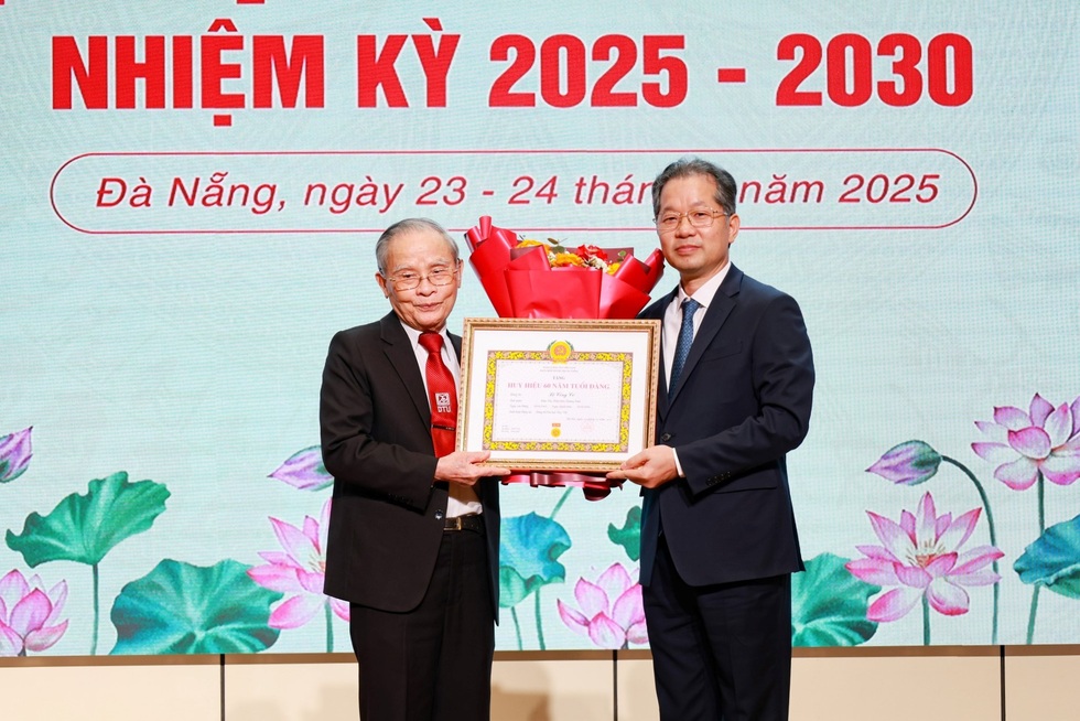 Nhà giáo giàu khát vọng và cuộc gặp lịch sử với Thủ tướng Võ Văn Kiệt - 4 Nhà giáo giàu khát vọng và cuộc gặp lịch sử với Thủ tướng Võ Văn Kiệt - 4
