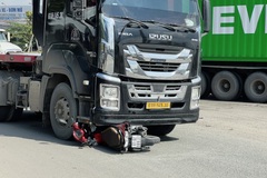 Xe đầu kéo cán 3 người tử vong ở TPHCM