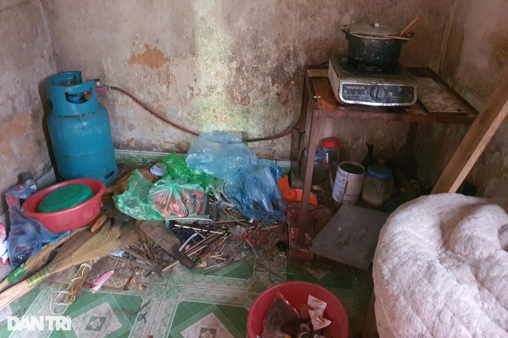 Nỗi thống khổ của người bệnh binh giữa Thủ đô thèm bữa cơm có thịt - 7 Nỗi thống khổ của người bệnh binh giữa Thủ đô thèm bữa cơm có thịt - 7