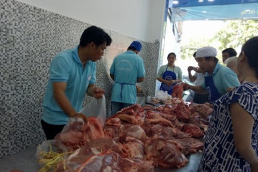 TPHCM đẩy mạnh hoạt động giải cứu thịt heo