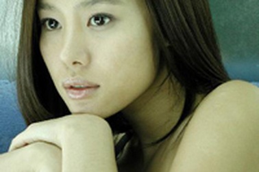 Kim Hyun Joo xinh đẹp trở lại!