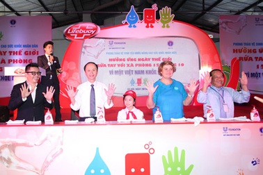 Biệt đội tay sạch sẽ “tiếp cận” 1.600 xã