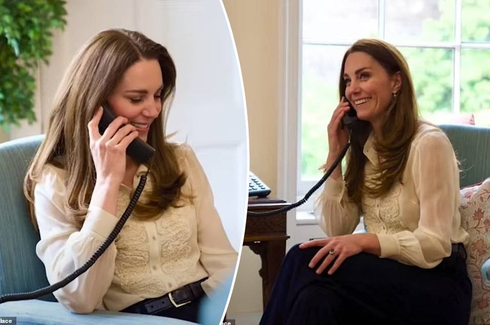 Mặc lại áo cũ sau một thập kỷ, công nương Kate Middleton gây sốt - 1 Mặc lại áo cũ sau một thập kỷ, công nương Kate Middleton gây sốt - 1