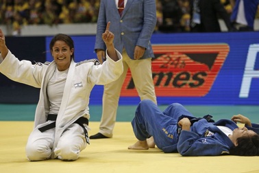 Vận động viên Israel bán đấu giá huy chương Olympic giúp trẻ em ung thư