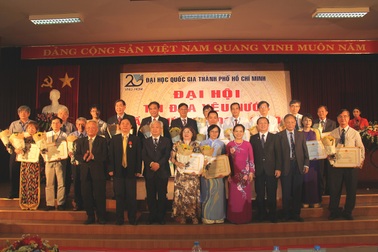 Tuyên dương 30 cá nhân, tập thể xuất sắc phong trào Thi đua yêu nước