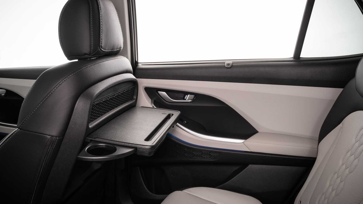 Hyundai Creta có thêm bản 7 chỗ, cạnh tranh Toyota Veloz và Xpander Cross - 6 Hyundai Creta có thêm bản 7 chỗ, cạnh tranh Toyota Veloz và Xpander Cross - 6