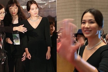 Song Hye Kyo duyên dáng tại lễ trao giải Kim Tượng 2019
