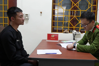 Nam thanh niên dụ bạn trai vào khách sạn rồi chiếm đoạt xe máy