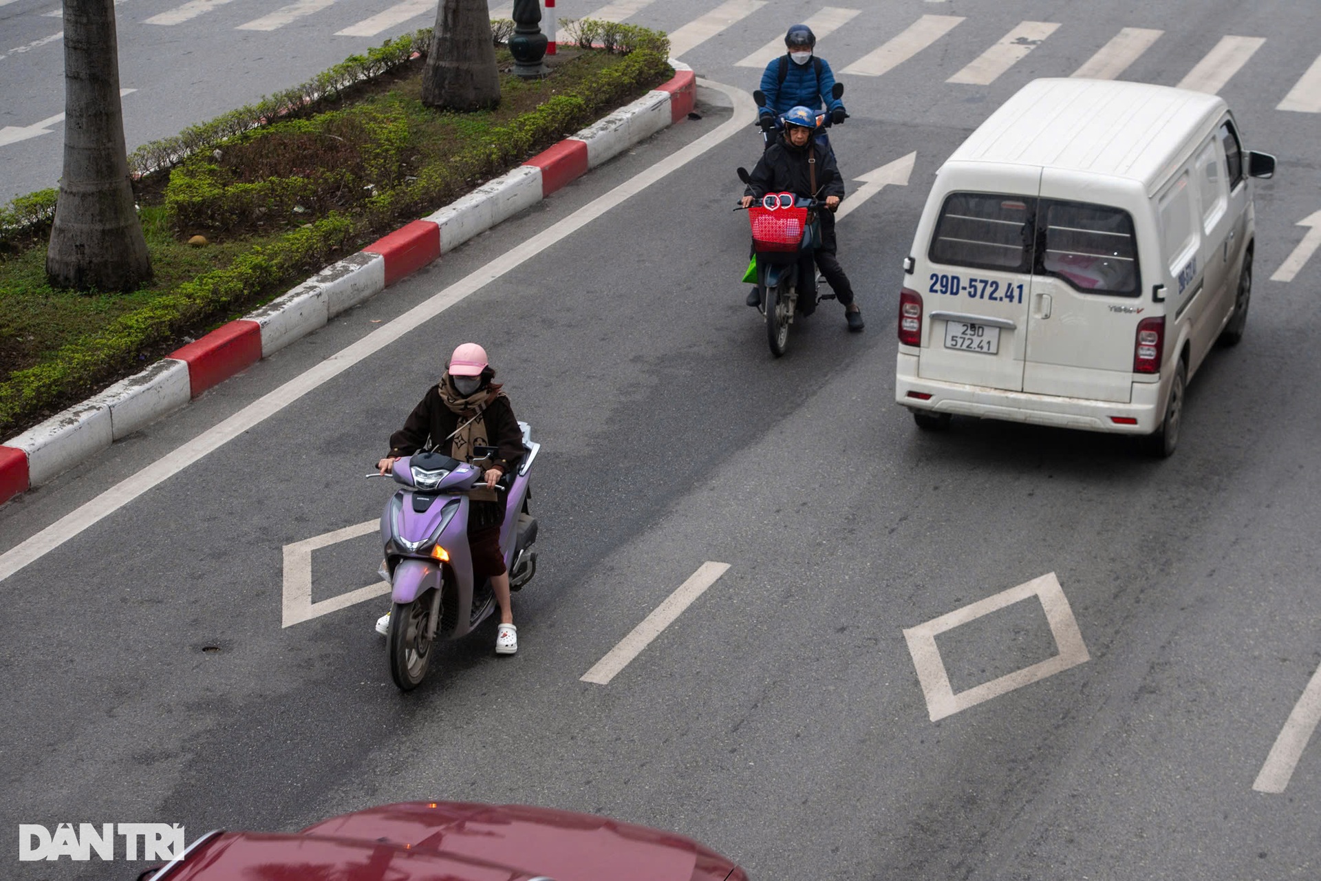 Giao thông khác biệt sau 1 tuần đóng ngã tư, ngắt đèn đỏ ở đường 8 làn xe - 9 Giao thông khác biệt sau 1 tuần đóng ngã tư, ngắt đèn đỏ ở đường 8 làn xe - 9