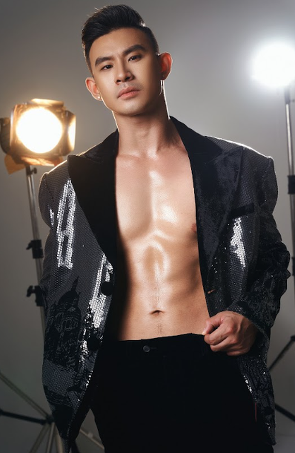 Hoàng Đức Trung được cấp phép thi Mister Altitude 2023 tại Thái Lan - 1 Hoàng Đức Trung được cấp phép thi Mister Altitude 2023 tại Thái Lan - 1
