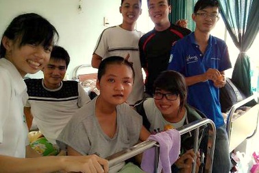 Hơn 90 triệu đồng đến với em sinh viên bị xuất huyết não