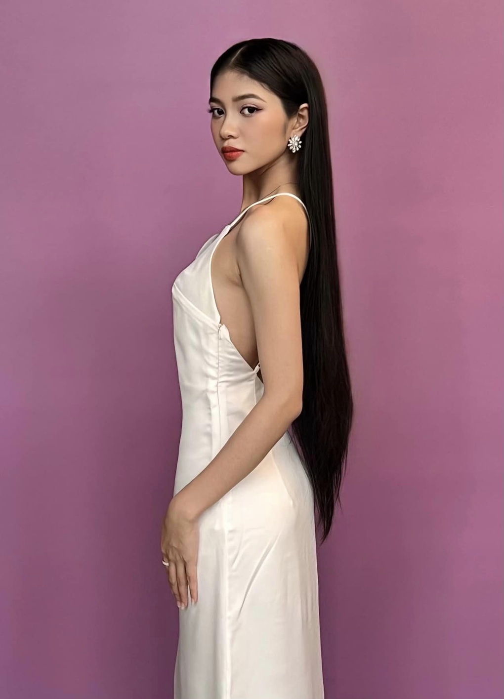 Gu thời trang quyến rũ của top 3 Hoa hậu Thế giới Việt Nam 2023 - 11 Gu thời trang quyến rũ của top 3 Hoa hậu Thế giới Việt Nam 2023 - 11