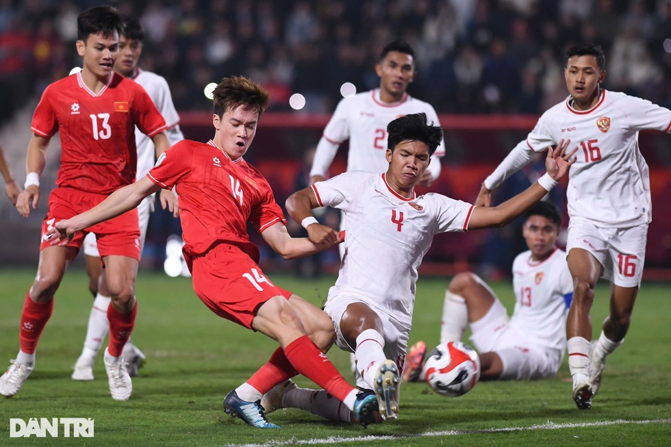 Tuyển Việt Nam thoát thua may mắn: Phép tính sai, sự thật phơi bày - 4 Tuyển Việt Nam thoát thua may mắn: Phép tính sai, sự thật phơi bày - 4