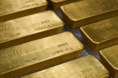 Lý do khiến giá vàng thế giới vọt qua 2.200 USD, vượt đỉnh mọi thời đại