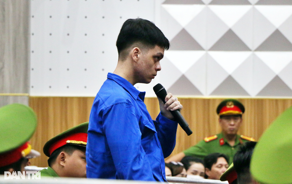 Lời khai của bị cáo bắn chết 2 người trong vụ hỗn chiến ở Phú Quốc - 2 Lời khai của bị cáo bắn chết 2 người trong vụ hỗn chiến ở Phú Quốc - 2