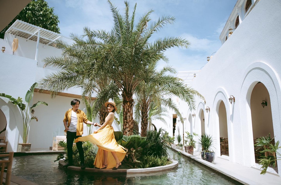 Quán cà phê rộng hơn 1.000m2, đẹp như ốc đảo xanh giữa lòng Sài Gòn - 2 Quán cà phê rộng hơn 1.000m2, đẹp như ốc đảo xanh giữa lòng Sài Gòn - 2