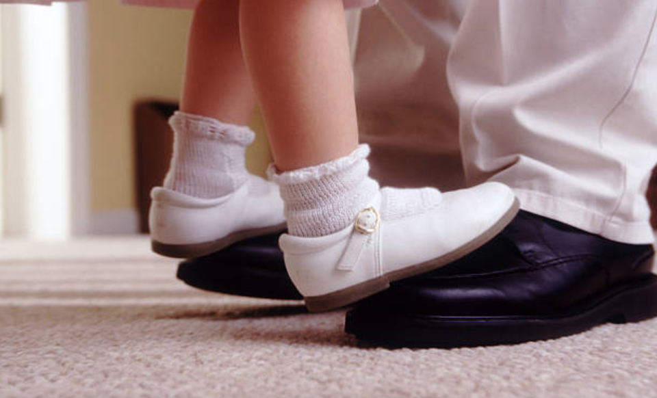 Con gái, nghe ba nói… - 1