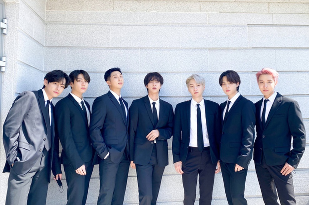 Nhóm BTS lịch lãm diện kiến tổng thống Hàn Quốc - 10 Nhóm BTS lịch lãm diện kiến tổng thống Hàn Quốc - 10