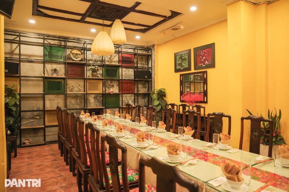 Món sườn nướng ở nhà hàng trong biệt thự Hà Nội khiến đầu bếp Anh muốn học - 4 Món sườn nướng ở nhà hàng trong biệt thự Hà Nội khiến đầu bếp Anh muốn học - 4