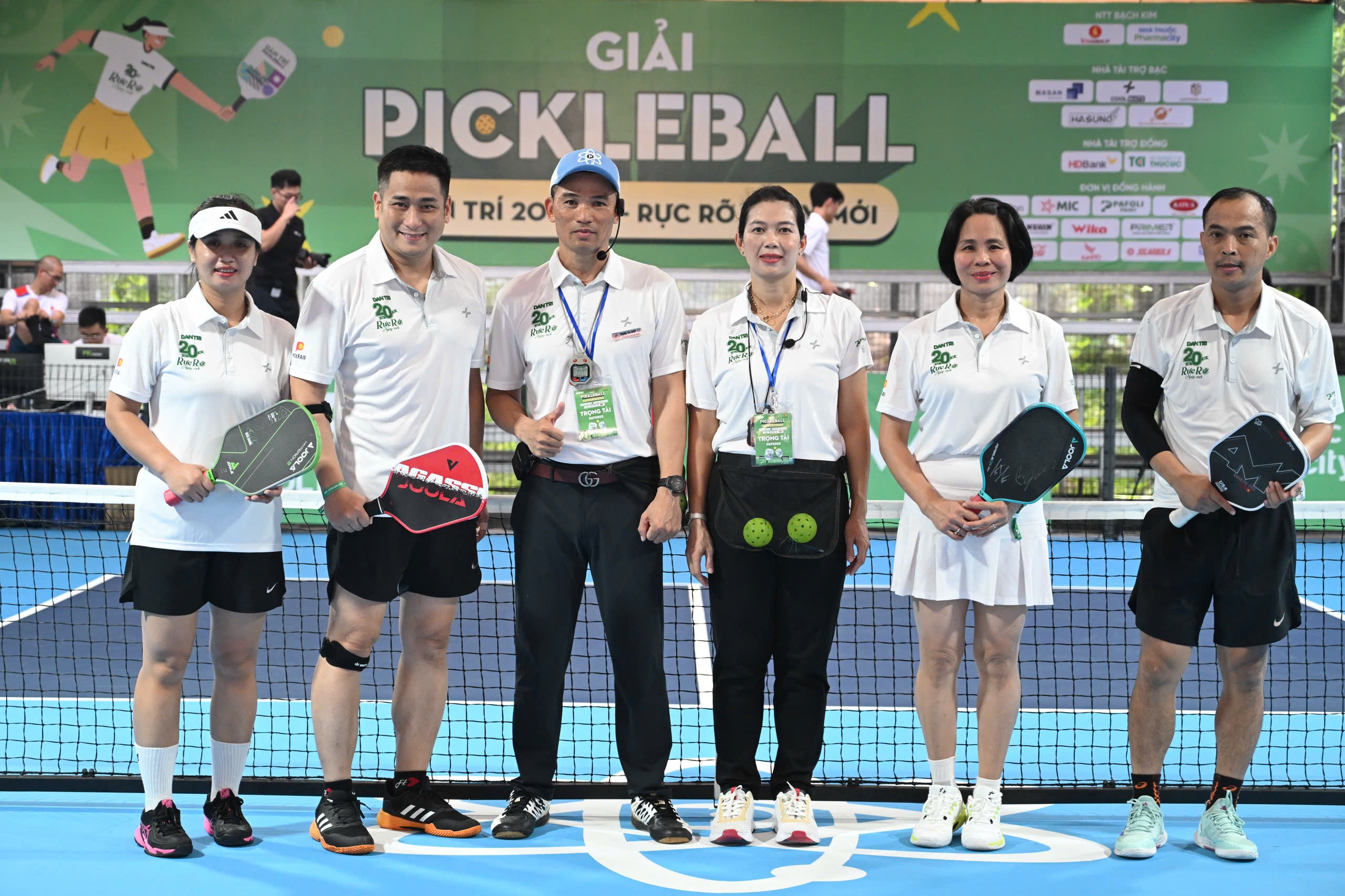 Những điều đặc biệt trong ngày thi đấu đầu tiên giải pickleball báo Dân trí - 5 Những điều đặc biệt trong ngày thi đấu đầu tiên giải pickleball báo Dân trí - 5