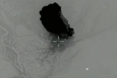 Mỹ công bố video thả "mẹ của các loại bom" tiêu diệt 36 phiến quân IS