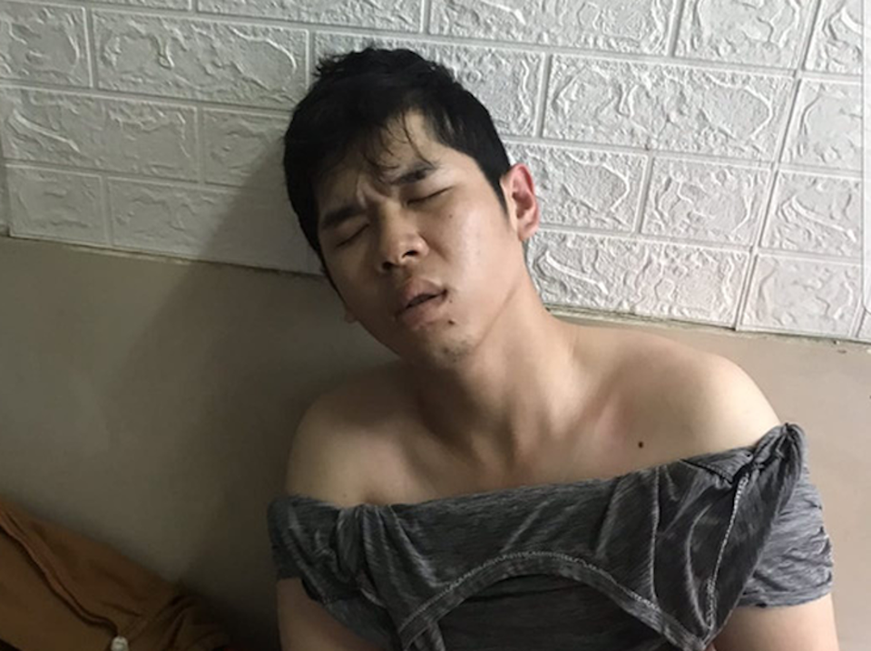 Truy tố đối tượng mang mìn giả đi cướp ngân hàng ở Đồng Nai - 1 Truy tố đối tượng mang mìn giả đi cướp ngân hàng ở Đồng Nai - 1