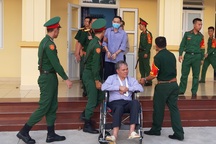 Giảm 1 năm tù cho Cựu Đại tá quân đội sản xuất xăng giả