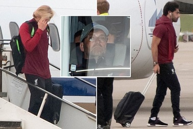 Liverpool mang nỗi buồn nặng trĩu trở lại Anh