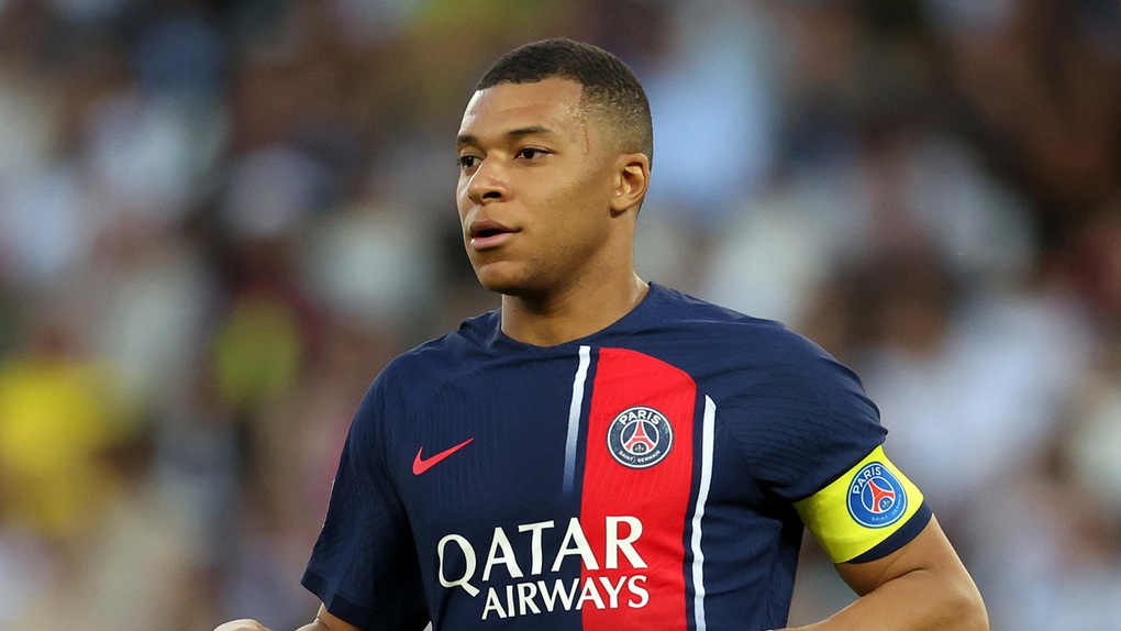 Động thái vô cùng bất ngờ của Kylian Mbappe giữa xung đột với PSG - 2 Động thái vô cùng bất ngờ của Kylian Mbappe giữa xung đột với PSG - 2