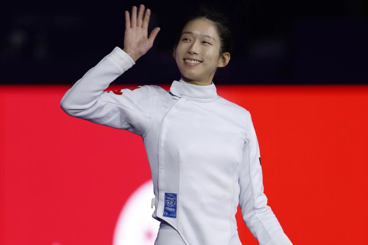 Dewi lawan pedang Hong Kong di Sukan Olimpik 2024: 1.78m tinggi, belajar untuk PhD - 3 Nữ thần đấu kiếm Hong Kong tại Olympic 2024: Cao 1,78m, đang học tiến sĩ - 3