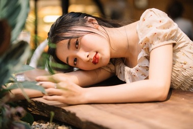 Đừng dịu dàng với người cô đơn...